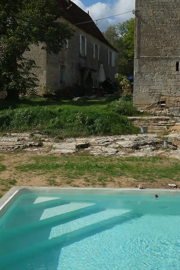 Bed & Breakfast Roquedure Farm Bed and Breakfast Montfaucon  Frankrike