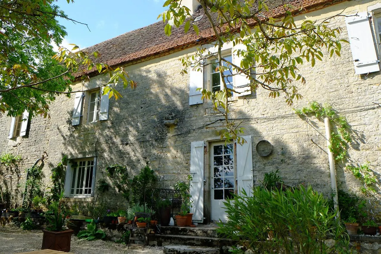Roquedure Farm Bed and Breakfast Montfaucon  Bed & Breakfast