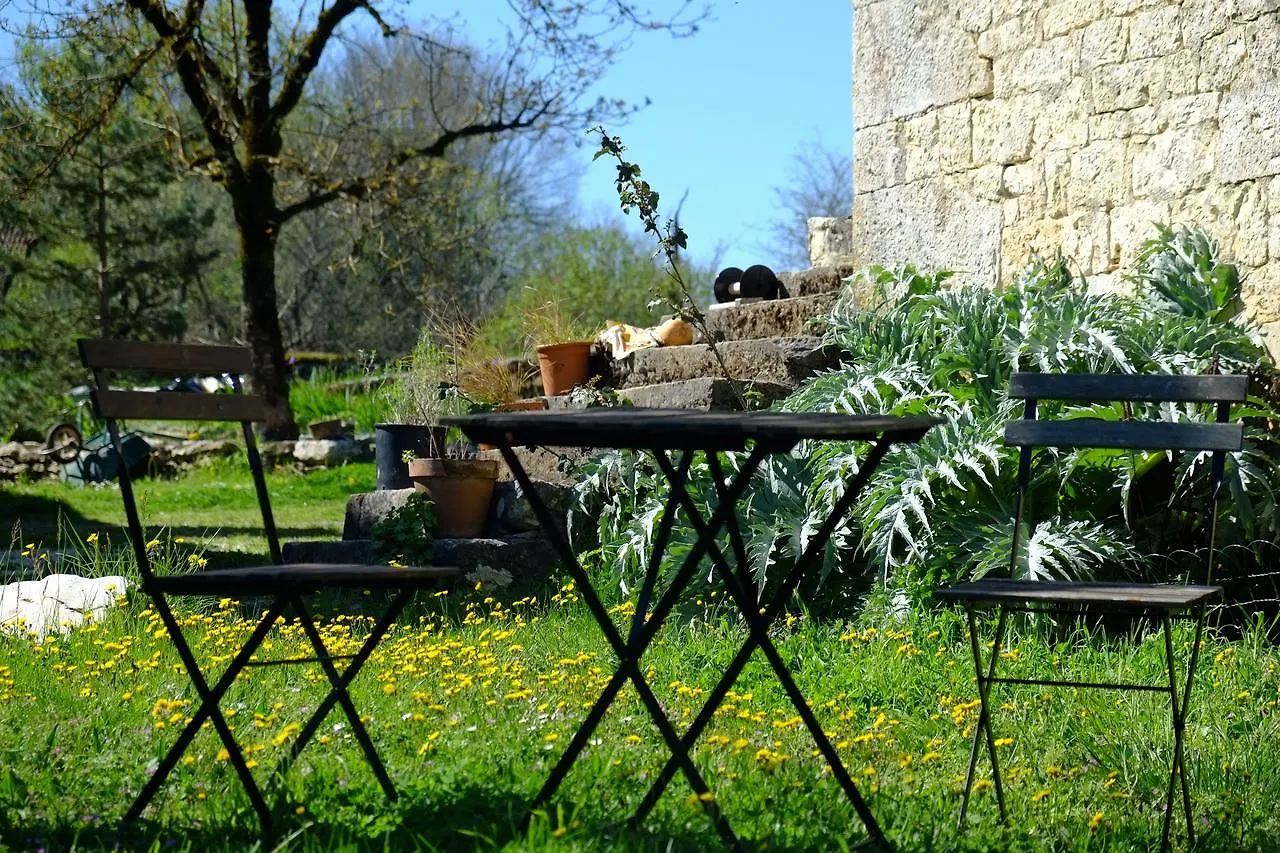 Bed & Breakfast Roquedure Farm Bed and Breakfast Montfaucon  Frankrike